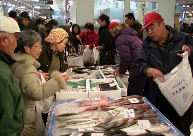 Fresh seafood restaurants on the 1F